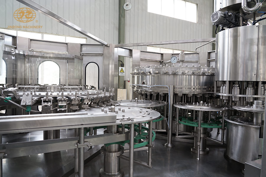 碳酸飲料灌裝機(jī)洗瓶部分 碳酸飲料灌裝機(jī)洗瓶部分